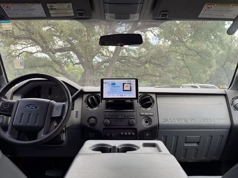 Used 2016 Ford F250 XL w/ Power Equipment Group AWD/4WD image 16