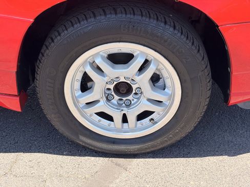 Used 2001 Pontiac Grand Am SE FWD image 9