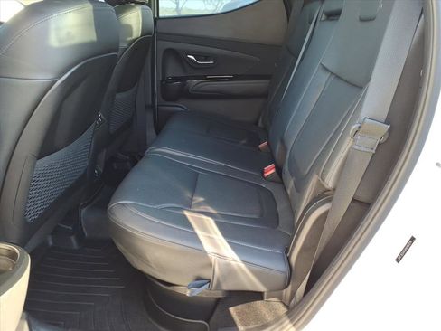 Used 2022 Hyundai Santa Cruz Limited image 18