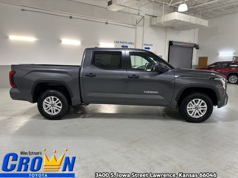 New 2026 Toyota Tundra SR5 image 10