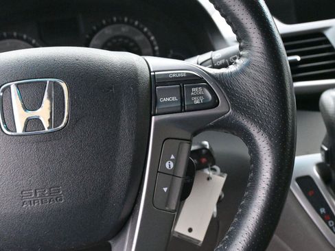 Used 2013 Honda Odyssey Touring image 19