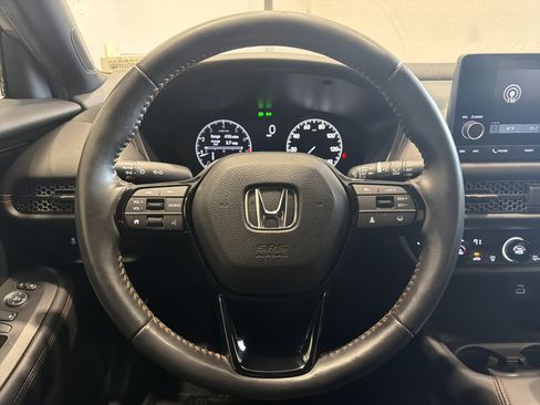 Used 2024 Honda HR-V Sport image 17