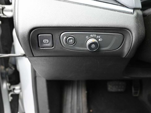 Used 2019 Buick Enclave Essence w/ Trailering Package, 5000 lbs. image 11