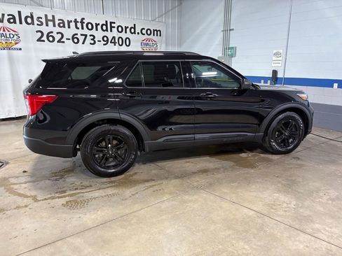 Certified 2023 Ford Explorer XLT w/ Equipment Group 202A AWD/4WD image 8