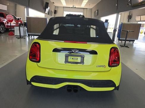 Used 2022 MINI Cooper S FWD image 4
