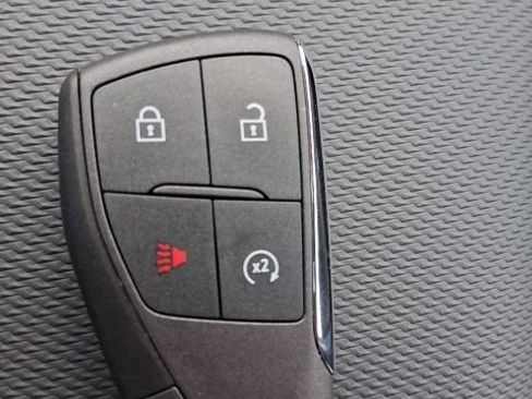 New 2026 Chevrolet Equinox LT w/ Safety and Technology Package FWD image 21