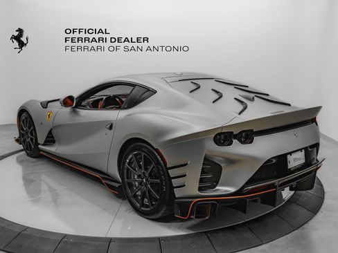 Certified 2023 Ferrari 812 Competizione image 2