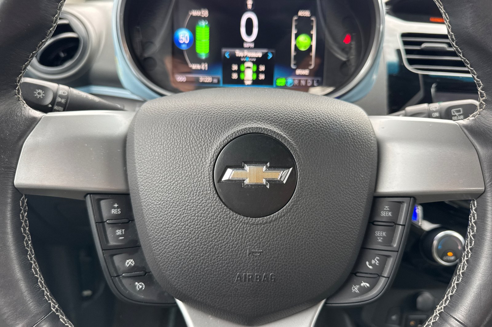 Used 2014 Chevrolet Spark LT FWD image 35