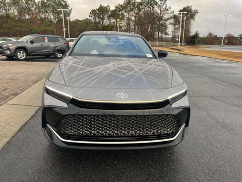 New 2026 Toyota Crown Limited image 7