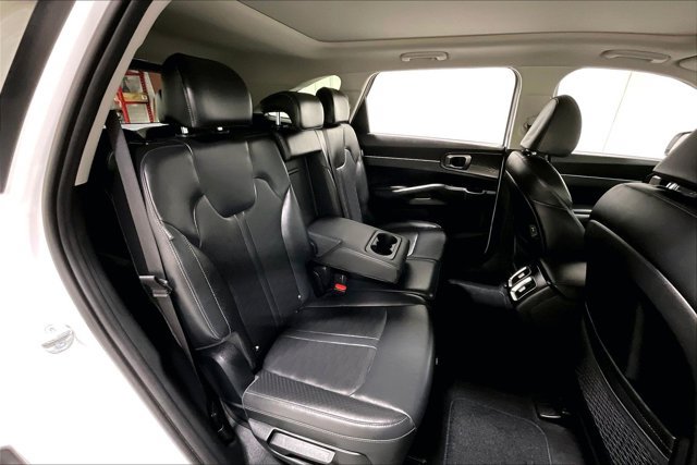 Used 2024 Kia Sorento S w/ Panoramic Sunroof Package AWD/4WD image 27