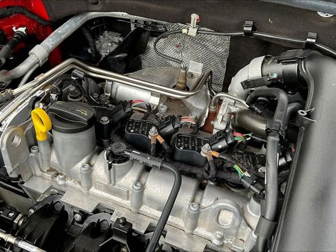 Used 2019 Volkswagen Jetta SEL image 32