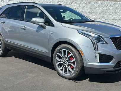 New 2025 Cadillac XT5 Sportv w/ Technology Package