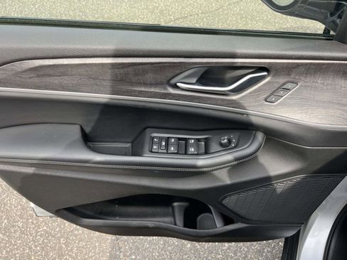 Certified 2023 Jeep Grand Cherokee Limited w/ Luxury Tech Group II image 15