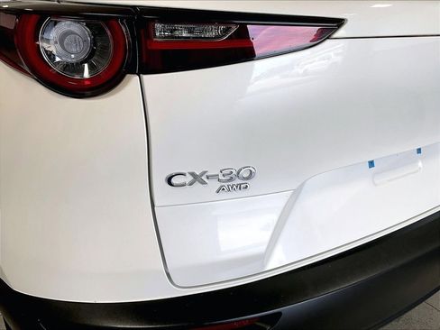Used 2023 MAZDA CX-30 AWD 2.5 S image 25