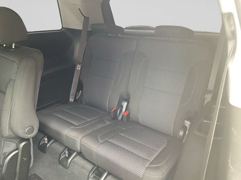 Used 2023 GMC Acadia SLE w/ Driver Convenience Package AWD/4WD image 11