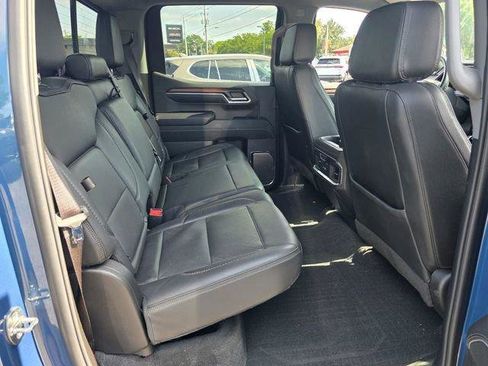 Used 2024 GMC Sierra 1500 Denali w/ Technology Package AWD/4WD image 16