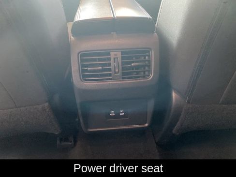 Used 2025 Nissan Rogue SV AWD/4WD image 11