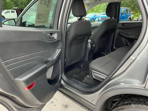 Used 2025 Ford Escape Active AWD/4WD image 20
