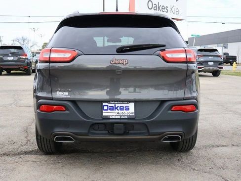Used 2017 Jeep Cherokee 75th Anniversary image 6