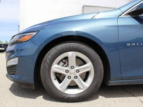 Used 2024 Chevrolet Malibu LS w/ Driver Confidence Package FWD image 9