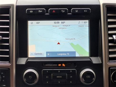 Used 2021 Ford F250 Platinum image 14