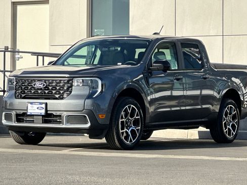 New 2026 Ford Maverick Lariat image 7