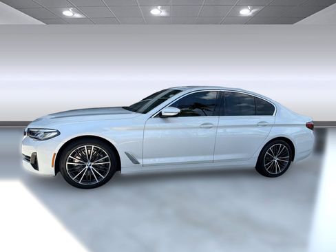 Used 2023 BMW 530i w/ Premium Package RWD image 2