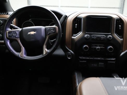 Used 2023 Chevrolet Silverado 3500 High Country w/ LPO, Hitch Package AWD/4WD image 21