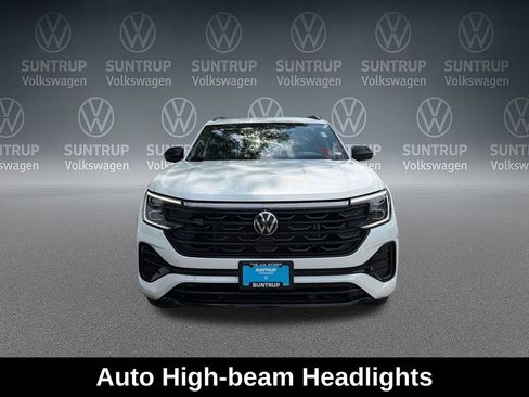 Used 2025 Volkswagen Atlas Cross Sport SEL R-Line AWD/4WD image 19