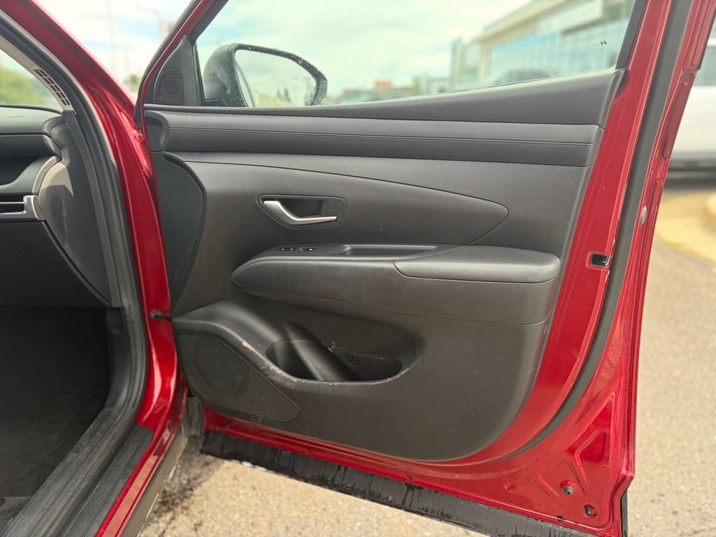 Used 2025 Hyundai Tucson SEL AWD/4WD image 19
