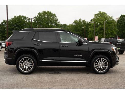 New 2026 GMC Terrain Denali AWD/4WD image 9