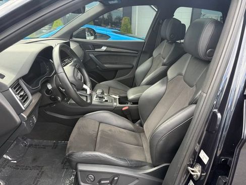 Used 2019 Audi SQ5 Premium Plus w/ Premium Plus Package AWD/4WD image 16