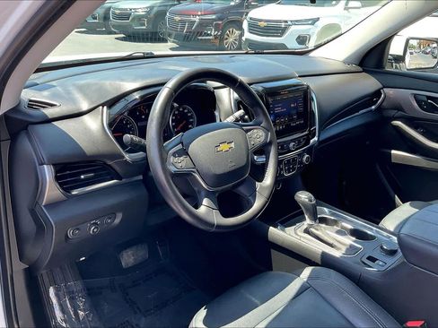 Used 2020 Chevrolet Traverse LT FWD image 14