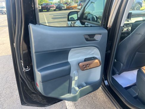 Used 2024 Ford Maverick Lariat FWD image 44