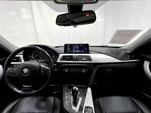 Used 2013 BMW 328i xDrive Sedan AWD/4WD image 19