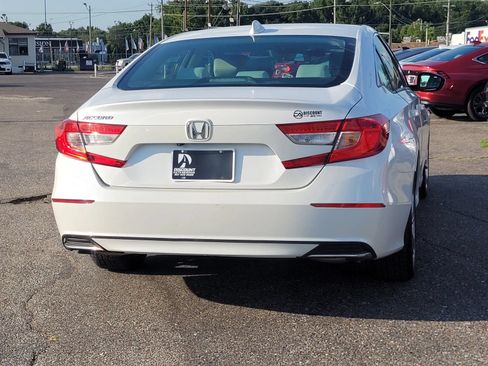 Used 2018 Honda Accord LX image 7