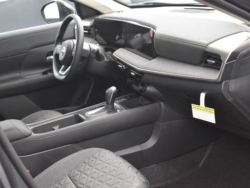 New 2026 Nissan Kicks SV w/ SV Premium Package image 6