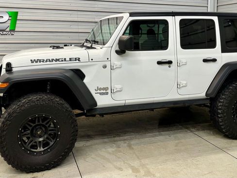 Used 2020 Jeep Wrangler Unlimited Sport S image 1