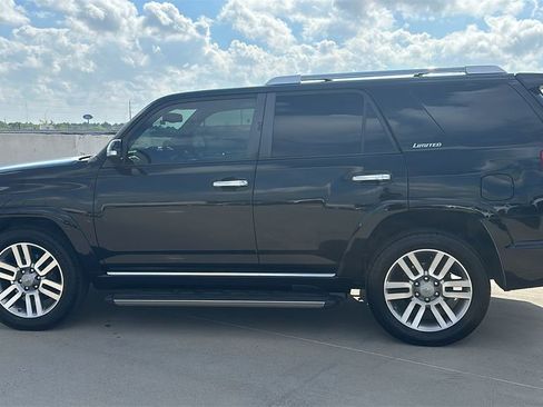 Used 2011 Toyota 4Runner Limited image 11