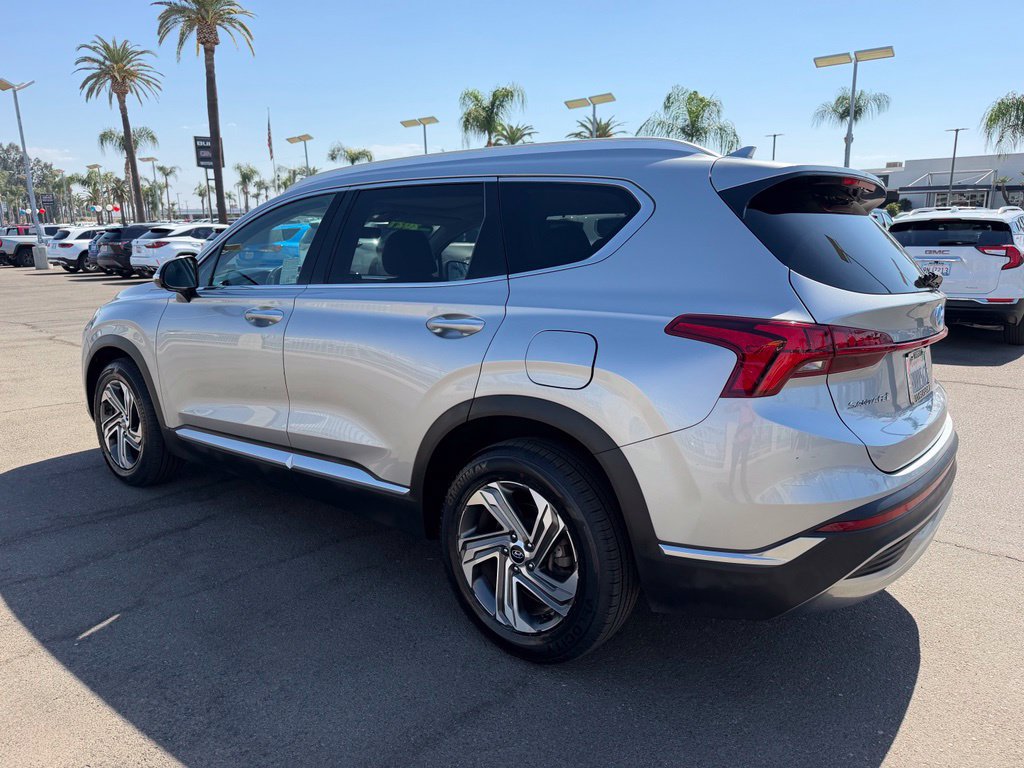 Used 2021 Hyundai Santa Fe SEL w/ Convenience + Premium Package FWD image 4