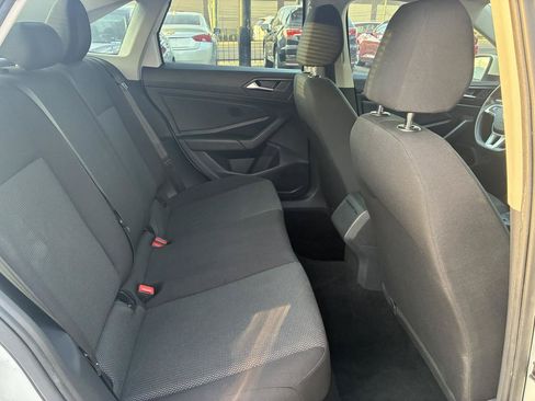 Used 2019 Volkswagen Jetta SE FWD image 23