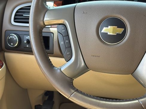 Used 2013 Chevrolet Avalanche LT w/ All-Star Edition RWD image 16