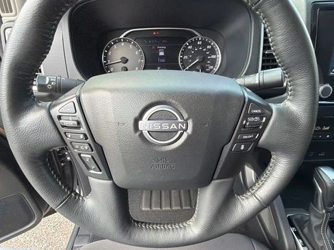 Used 2022 Nissan Frontier SV RWD image 31