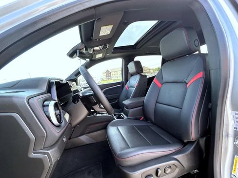 Certified 2024 Chevrolet Colorado Z71 w/ Z71 Convenience Package 2 AWD/4WD image 11