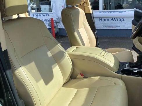 Used 2019 Toyota Highlander XLE image 31