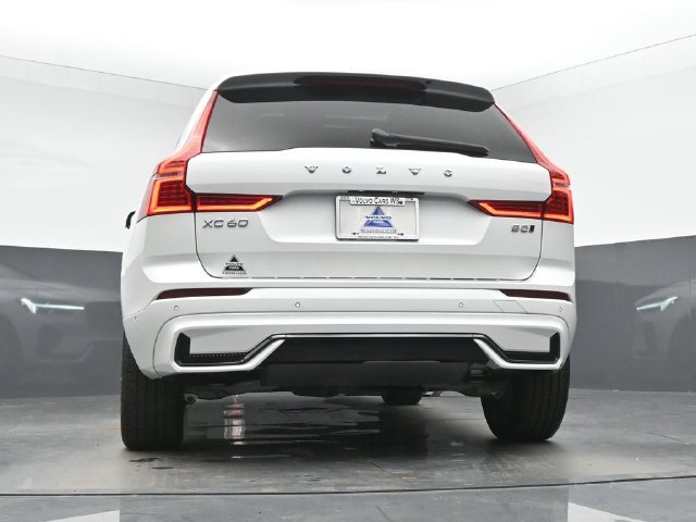 Used 2024 Volvo XC60 B5 Plus w/ Protection Package Premier AWD/4WD image 41