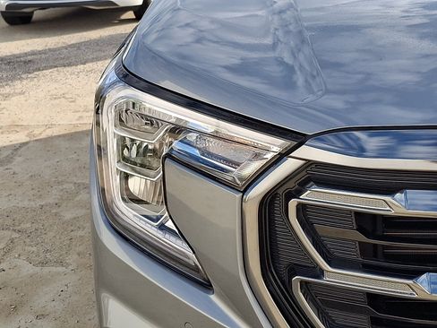 Used 2024 GMC Terrain AT4 w/ Tech Package AWD/4WD image 9