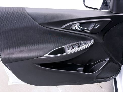 Used 2024 Chevrolet Malibu LS FWD image 16