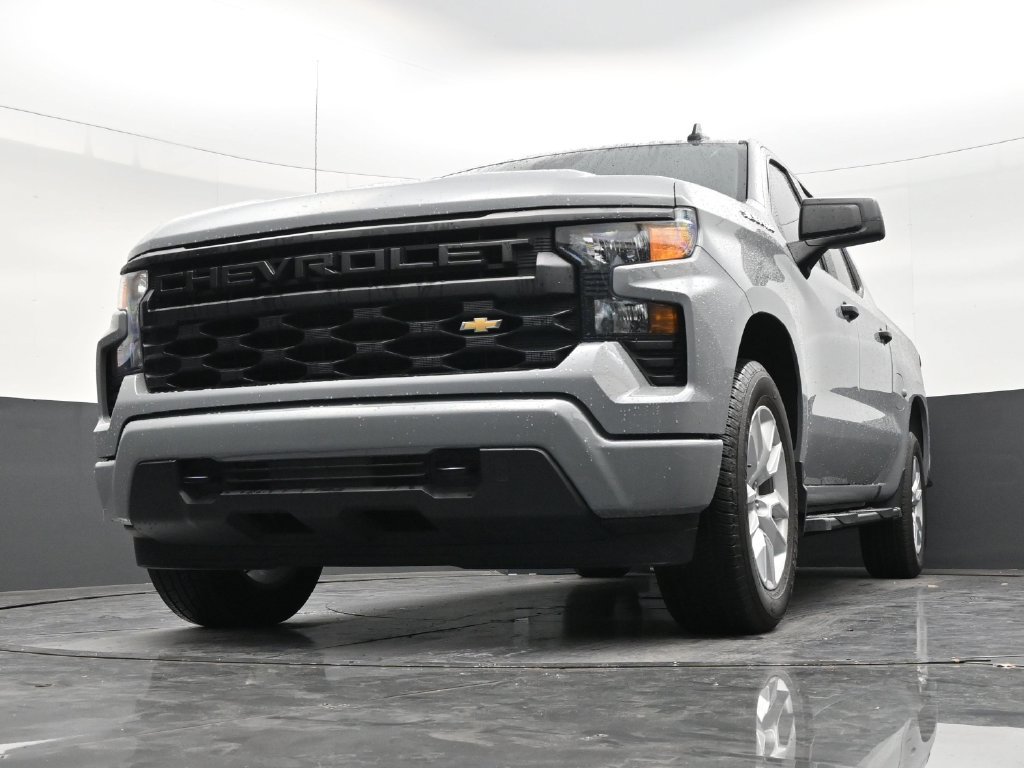 Used 2024 Chevrolet Silverado 1500 Custom RWD image 26