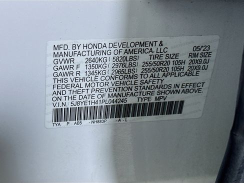 Used 2023 Acura MDX SH-AWD w/ Technology Package image 12